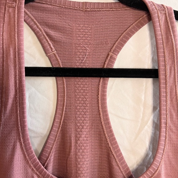 Lulu- Swiftly Tech Racerback Tank Top - Picture 5 of 7